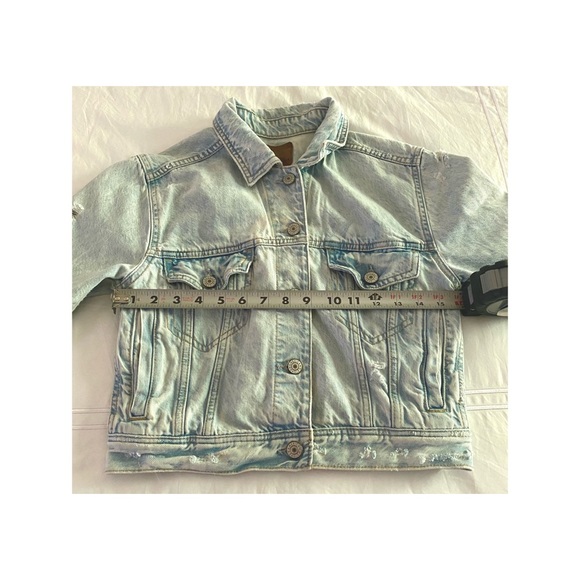 Distressed Denim Jacket - Picture 8 of 9